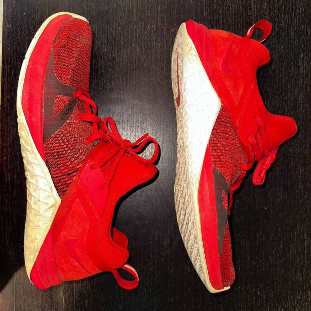 Metcon Flyknit 3s - Mystic Red.